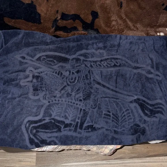 Burberry Navy Towel with Drawstring Bag Attached - Picture 7 of 8